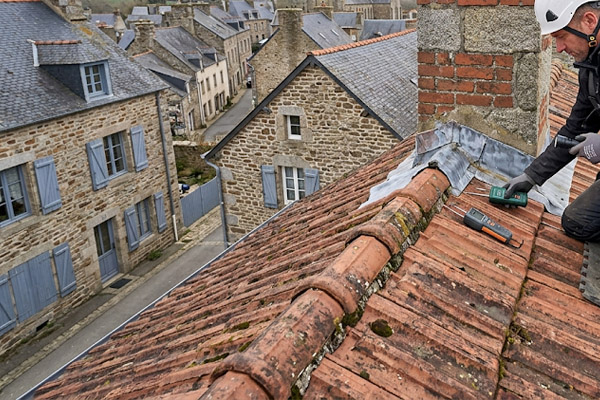 Recherche de fuite et infiltration sous toiture